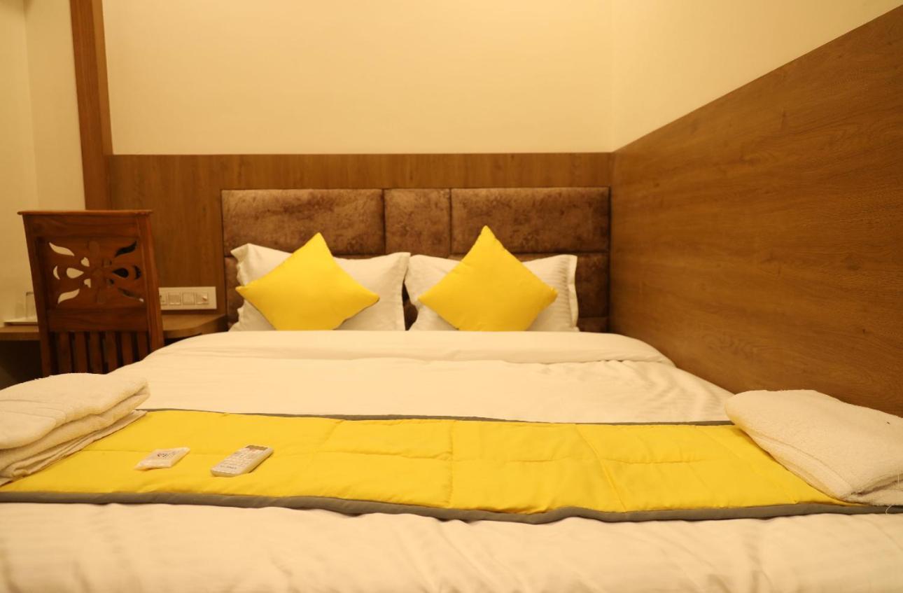 Hotel President Park Coimbatore Esterno foto