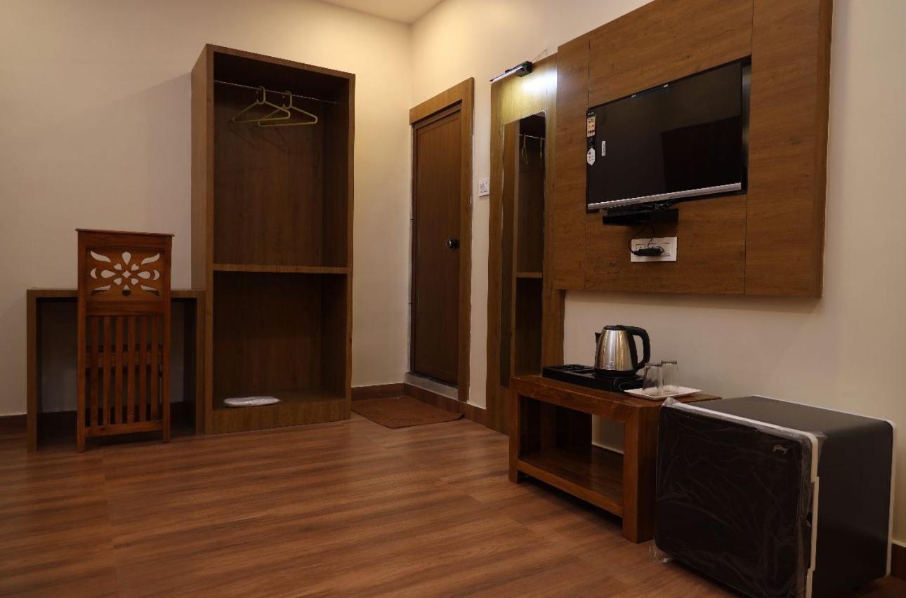 Hotel President Park Coimbatore Esterno foto
